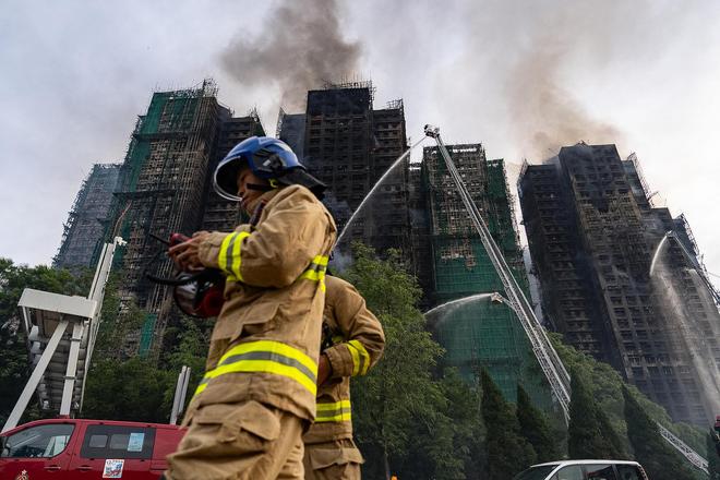 香港住宅楼大火引发竹棚架使用质疑，香港建造业总工会理事长：有三大原因