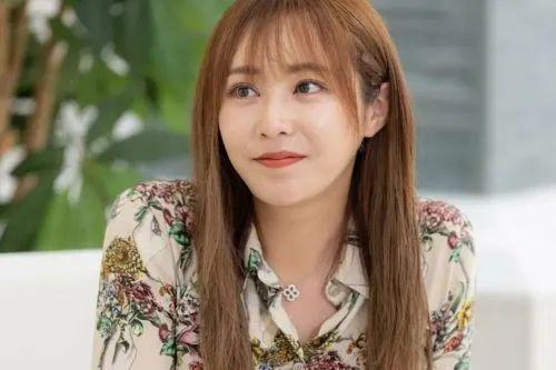 马斯克自曝劝阻特朗普关税政策未果，并首次详谈伴侣身世