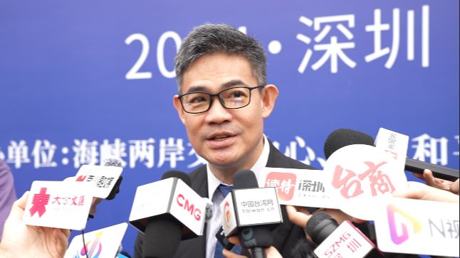 连战次子，担任国民党要职